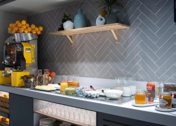 Voco - By Ihg ホテル 3*