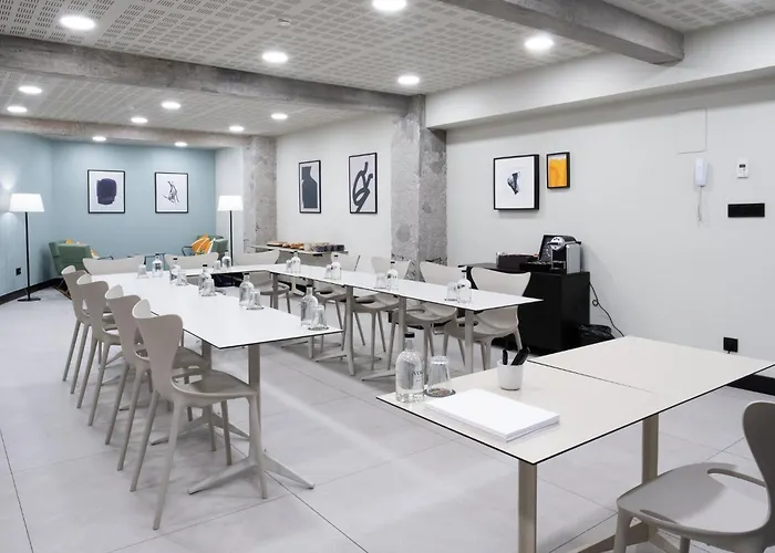 Voco - By Ihg ホテル 3*