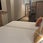 Hotel Voco - By Ihg Bilbao